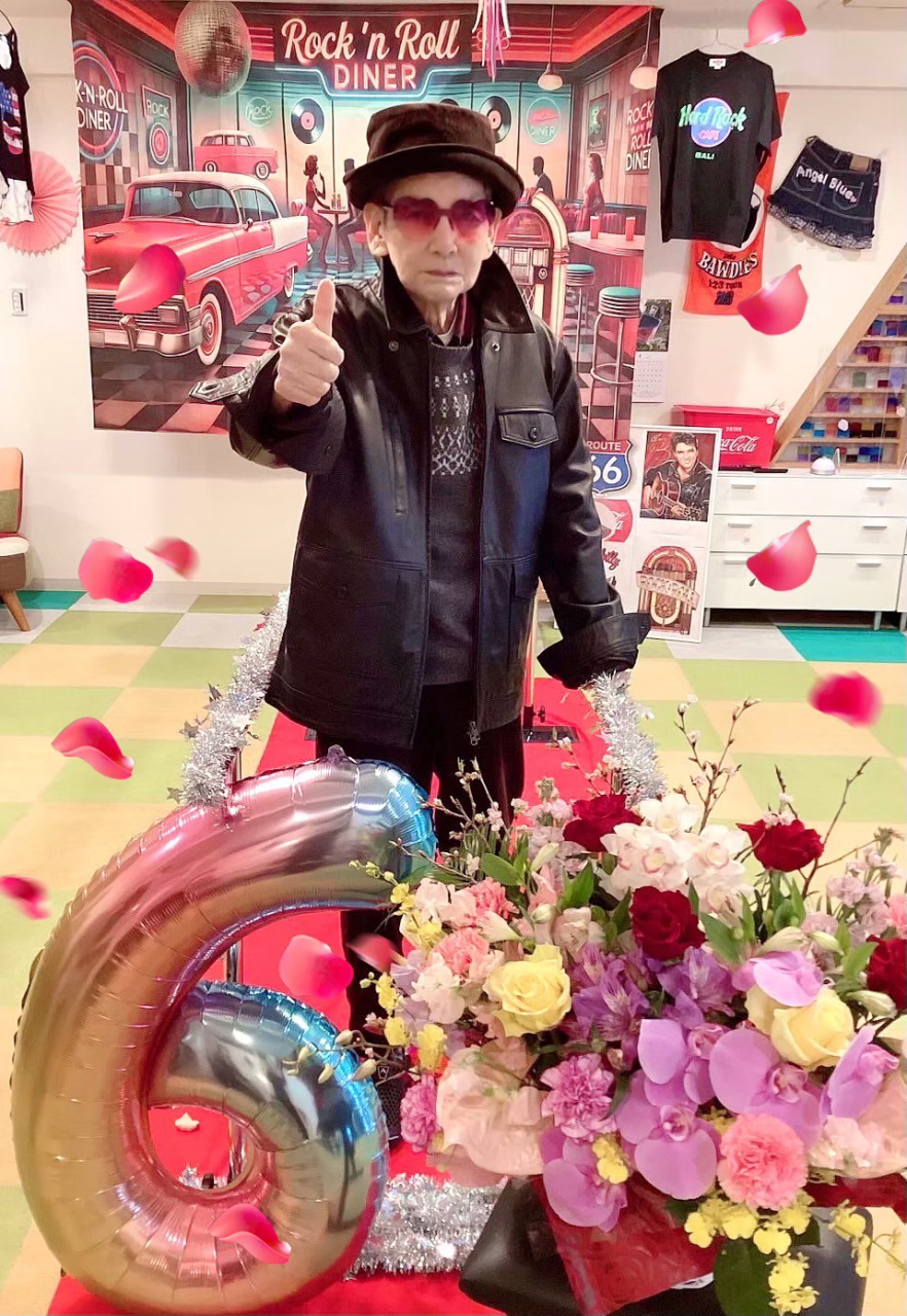 LINE_ALBUM_6周年ロック加工後_260524_9